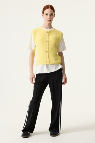 GARCIA Knit cardigan in Yellow