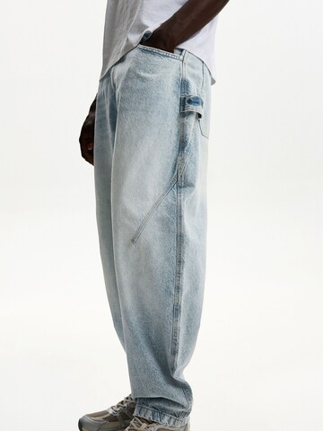 Baggy Jeans di Bershka in blu