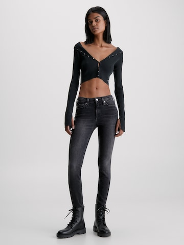 Calvin Klein Jeans ضيق جينز بلون أسود