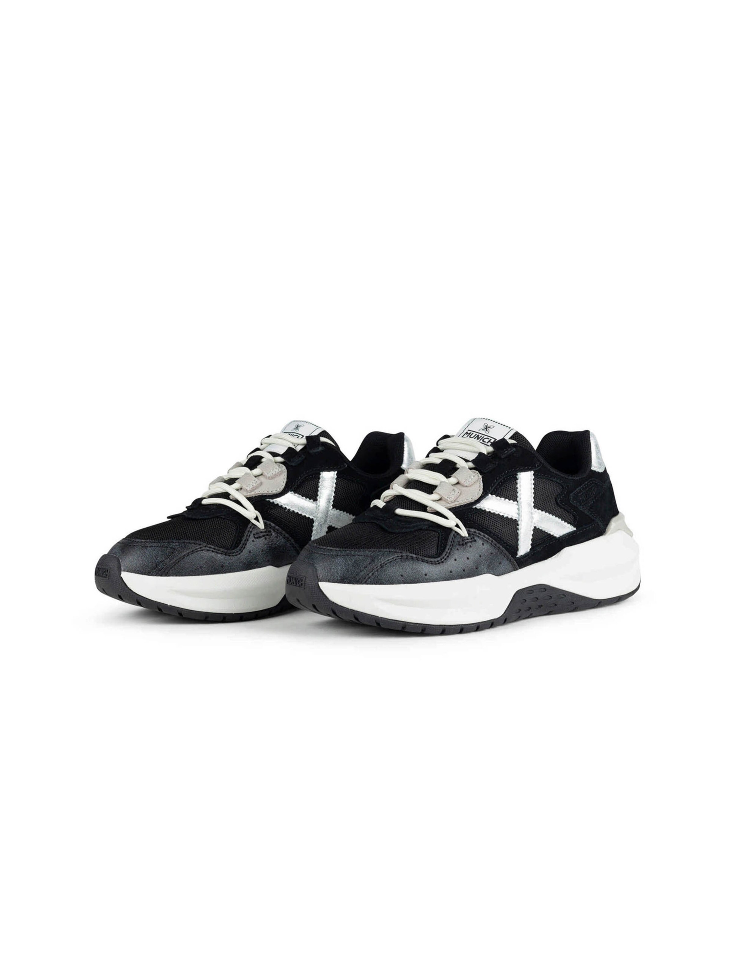 Sneaker bassa 'NEXA' di MUNICH in nero: frontale