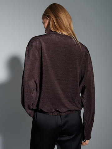 OPUS Тениска 'Saglanz' в лилав