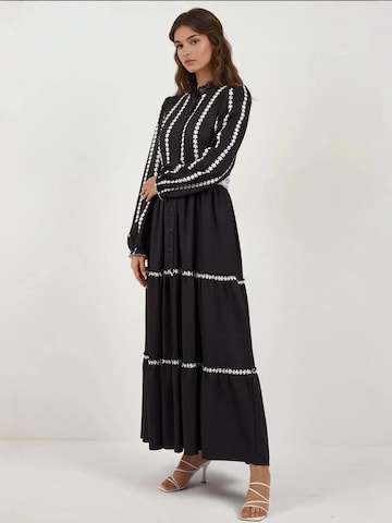 Hiccup Kleid in Schwarz