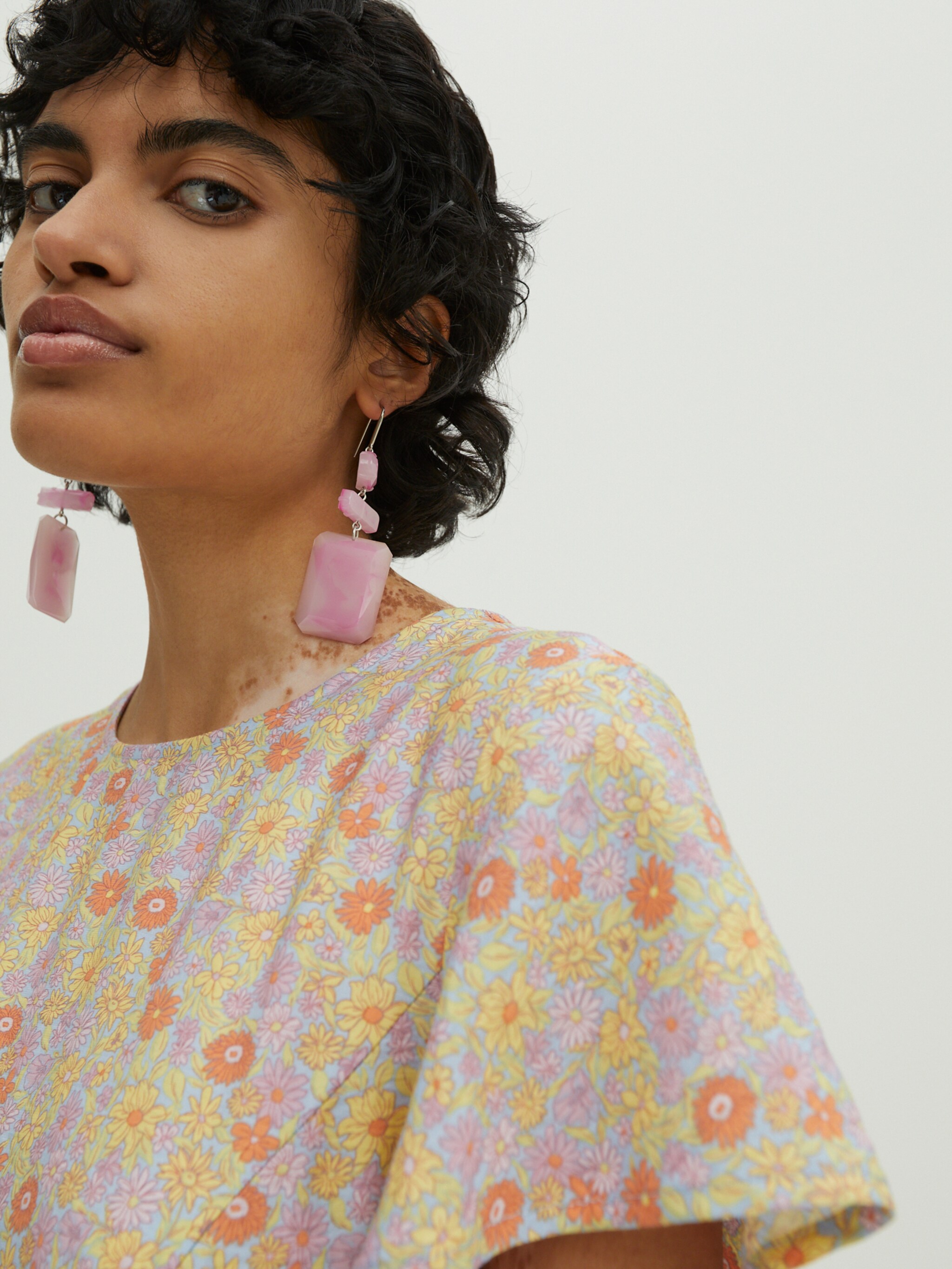 EDITED Produits Robe 'Marlen' mélange de couleurs