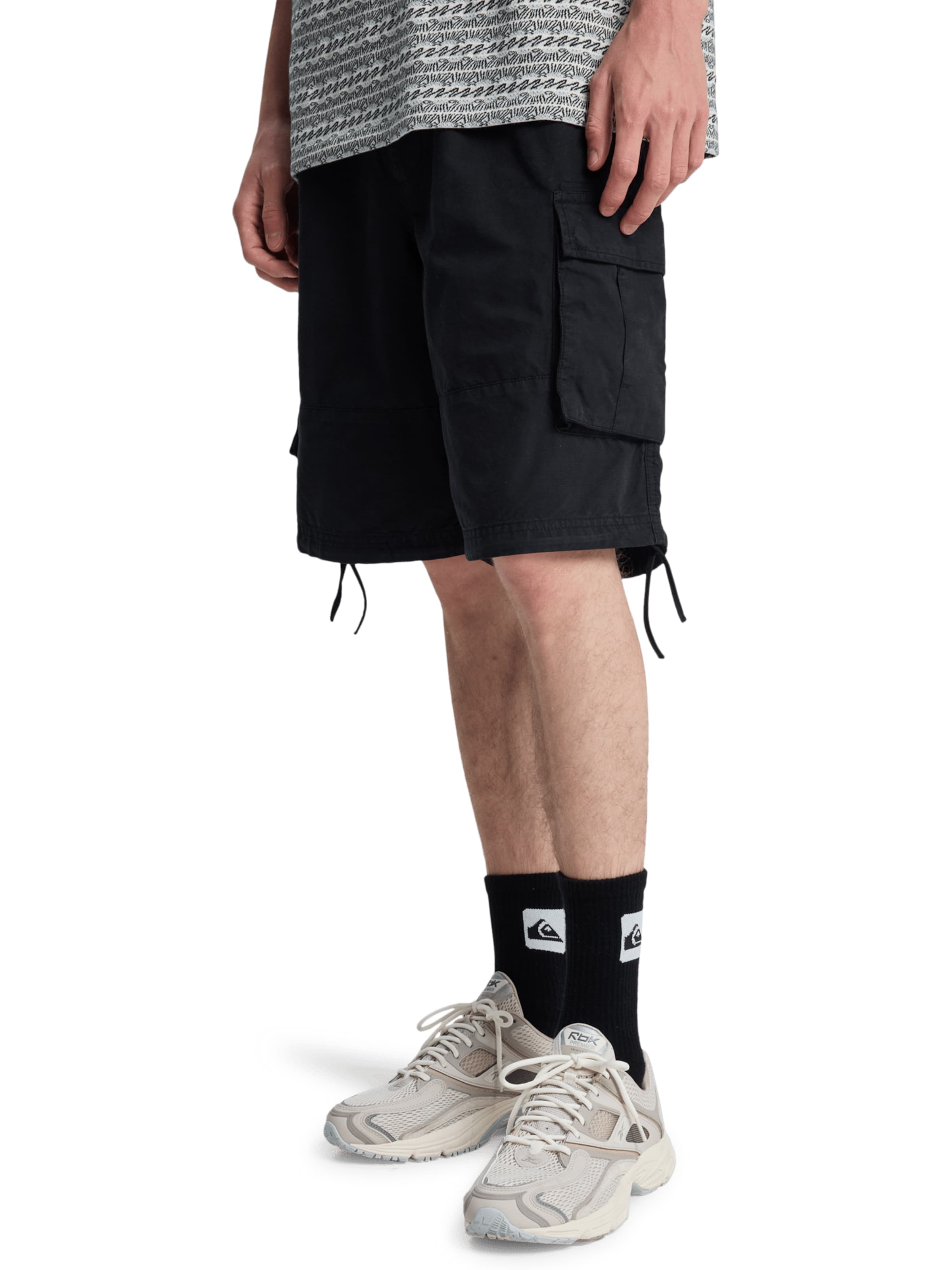 QUIKSILVER Regular Shorts 'Freefall Cargo' in Schwarz