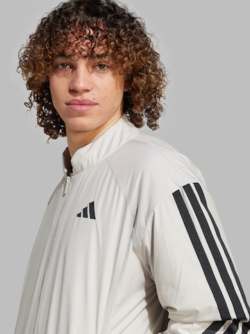 ADIDAS SPORTSWEAR Спортивная куртка 'Essentials' в Серый