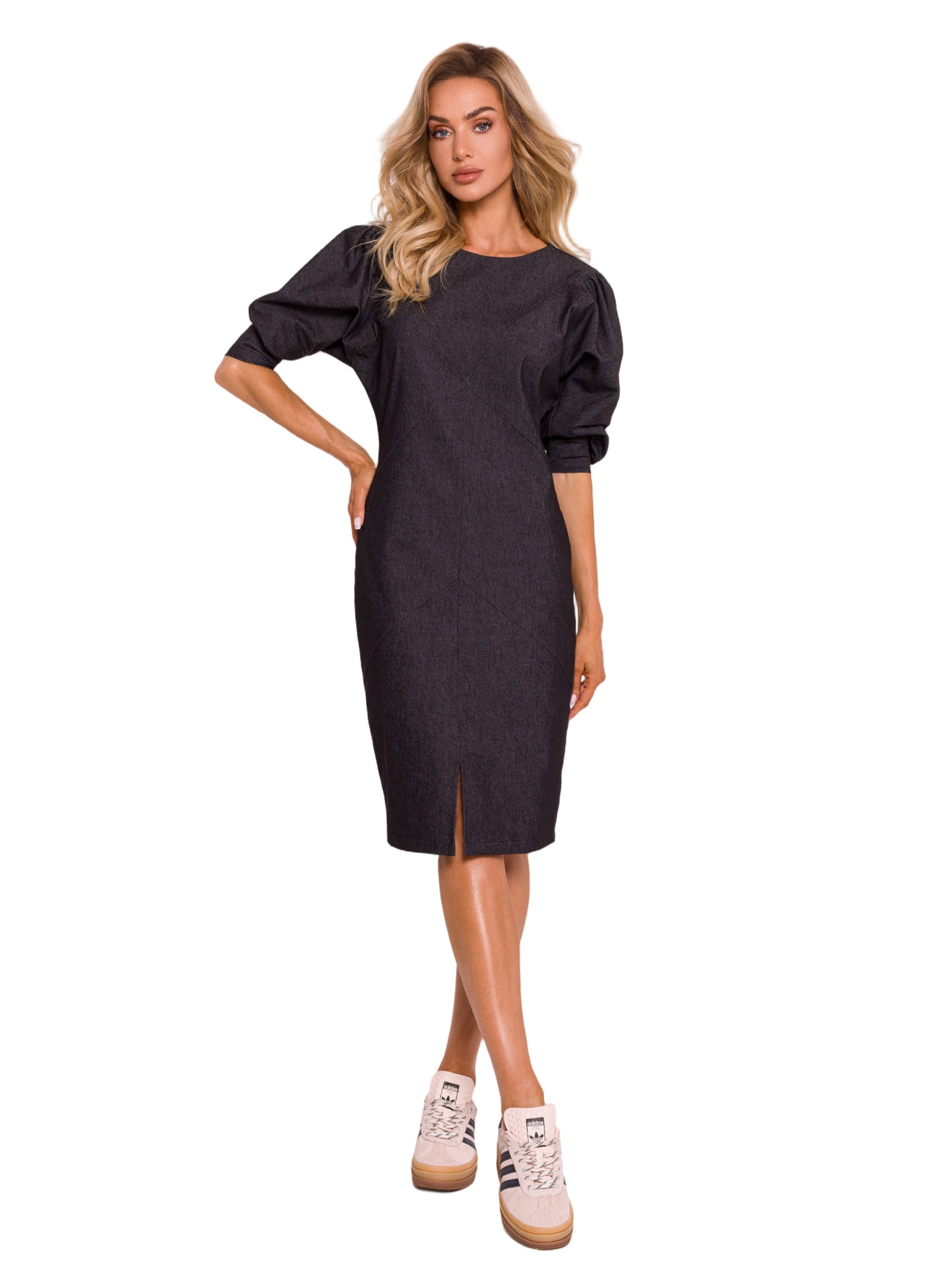 Rochie de la made of emotion pe gri