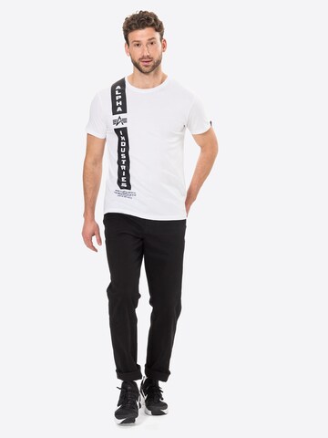 ALPHA INDUSTRIES Regular Fit T-Shirt 'Defense' in Weiß