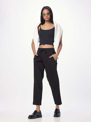 ESPRIT - regular Pantalón de pinzas 'Munich' en negro