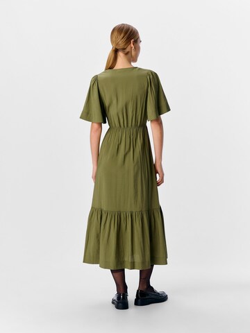 Robe 'CELINE' OBJECT en vert