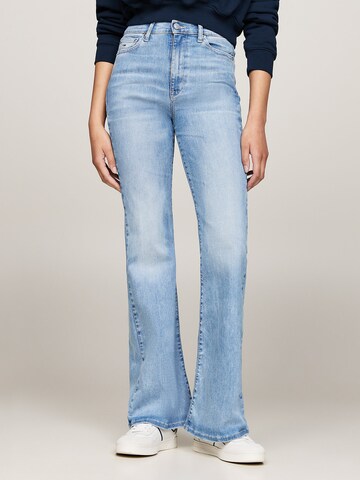 Tommy Jeans Flared Jeans 'Sylvia' in Blauw: voorkant