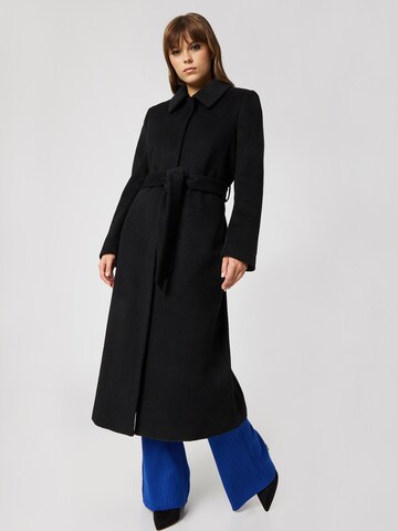 Manteau mi-saison 'Inken' Katy Perry exclusive for ABOUT YOU en noir : devant