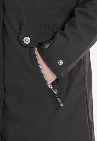 Whistler Outdoor Jacket in Black