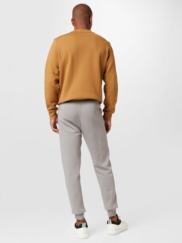 Tapered Pantaloni de la Calvin Klein pe gri