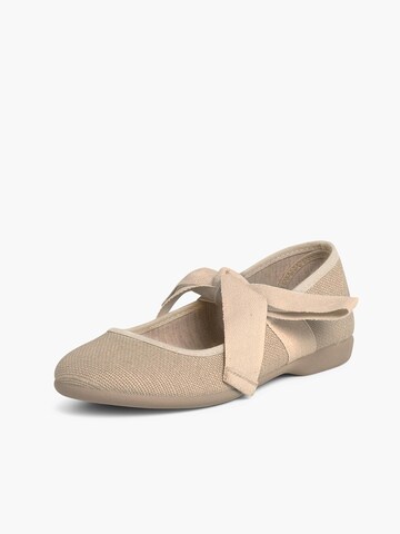Pisamonas - Bailarina en beige: frente