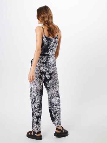 Urban Classics Jumpsuit in Schwarz