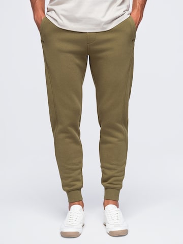 Ombre Regular Sports trousers in Green
