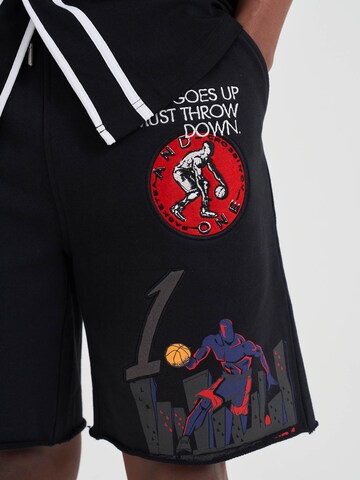 AND1 - regular Pantalón en negro