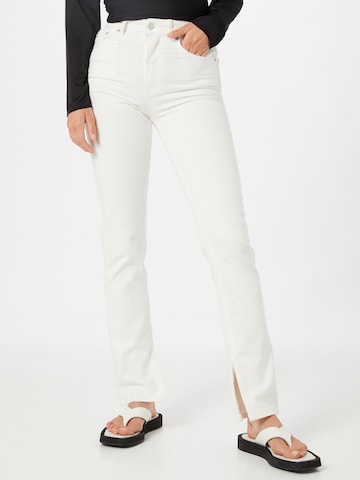 Gina Tricot Slimfit Jeansy w kolorze biały: przód