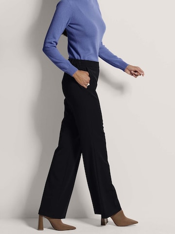 Loosefit Pantalon à plis MADELEINE en bleu