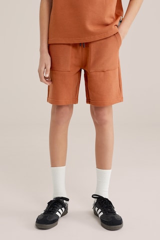 regular Pantaloni di WE Fashion in arancione: frontale