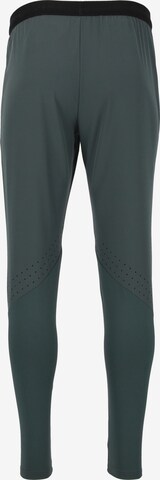 Virtus Tapered Sportbroek 'BLAG V2 M Hyper' in Groen