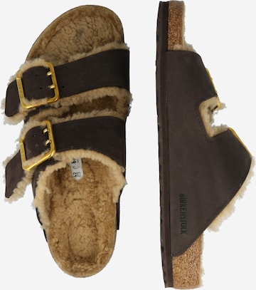 BIRKENSTOCK - Zapatos abiertos en marrón