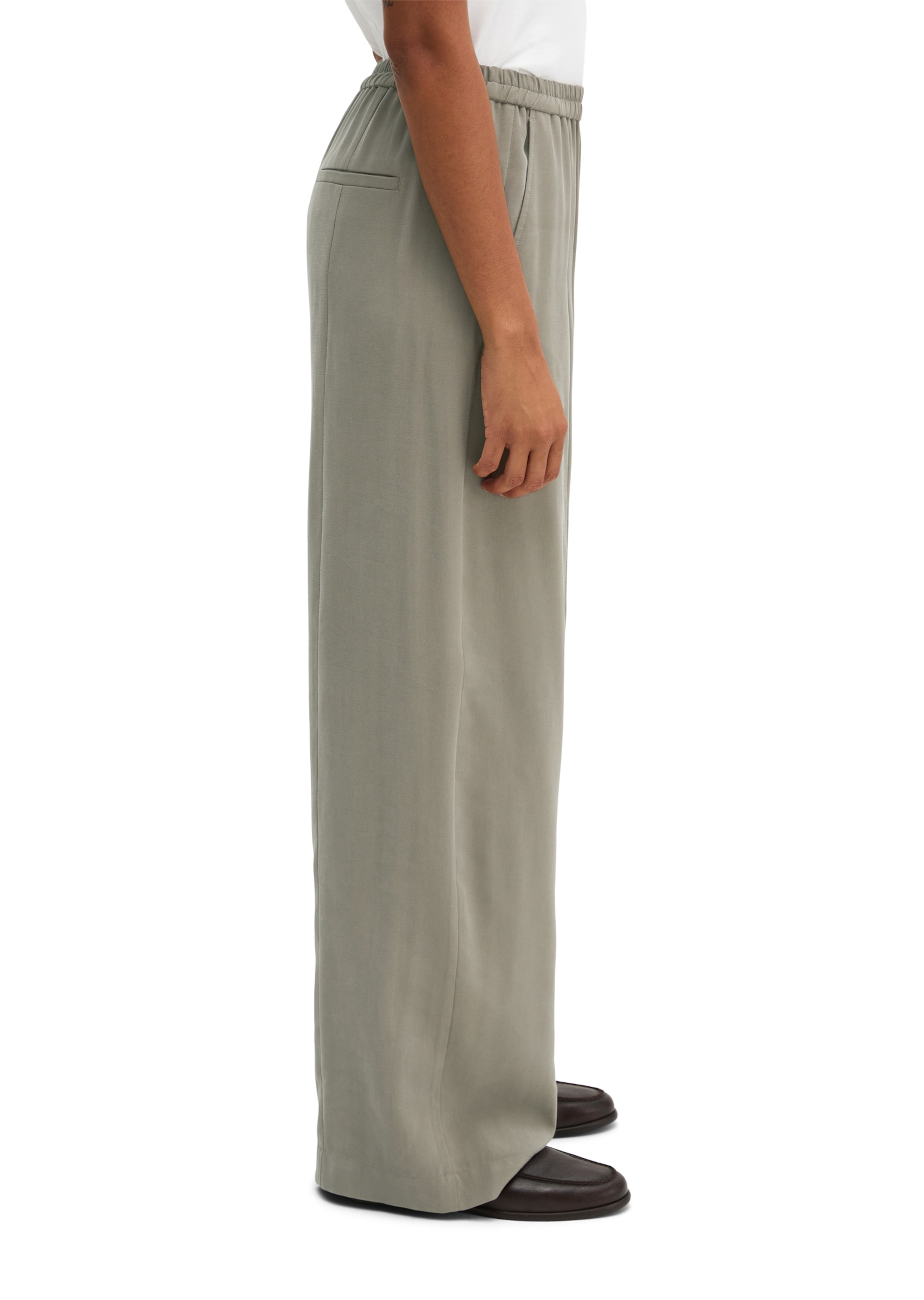 Marc O'Polo Loose fit Trousers in Green