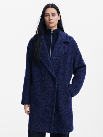 Manteau d’hiver Desigual en bleu : devant