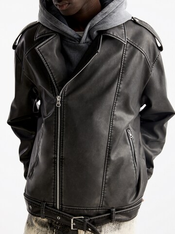 Pull&Bear Between-Season Jacket in Black