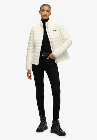 Veste mi-saison 'Fuji Lite' Superdry & Co en blanc