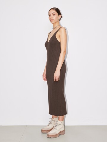 LeGer by Lena Gercke Dress 'LYNN' in Brown: side