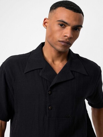 Antioch Comfort fit Button Up Shirt in Black