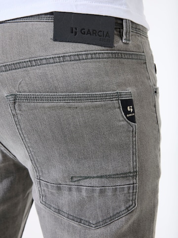 GARCIA Štandardný strih Džínsy - Sivá