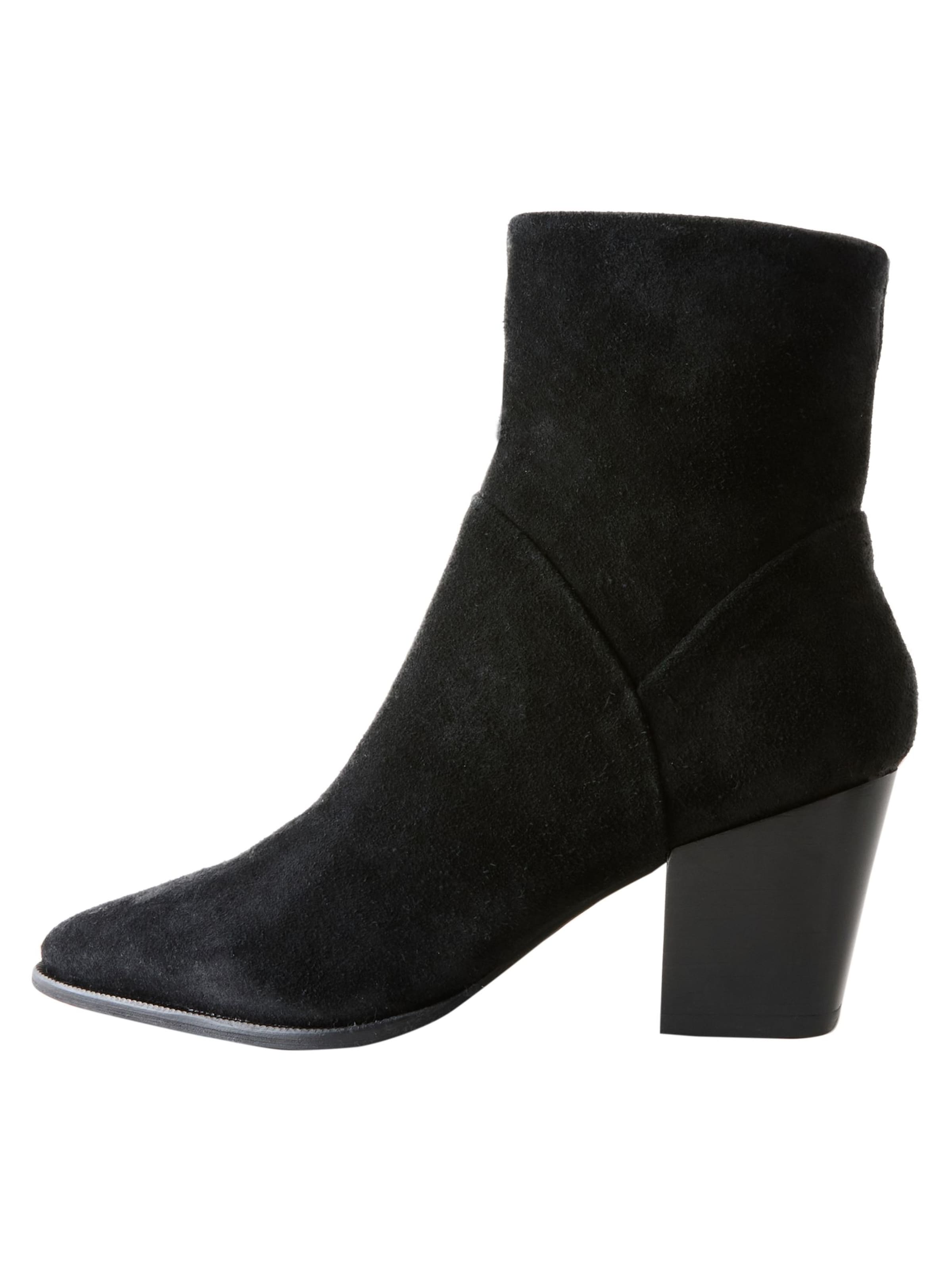Next Stiefelette in Schwarz: Vorderseite