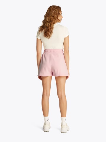 Tommy Jeans Свободный крой Штаны в Ярко-розовый