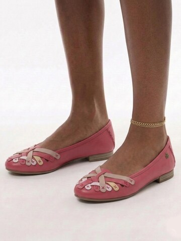 Maciejka Ballet Flats in Red