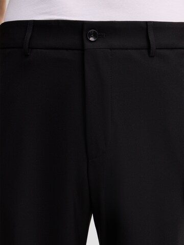 Loosefit Pantalon à plis STRELLSON en noir