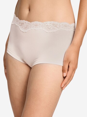 Hanro Panty 'Dana' in White: front