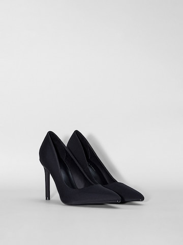 Bershka Pumps in Zwart