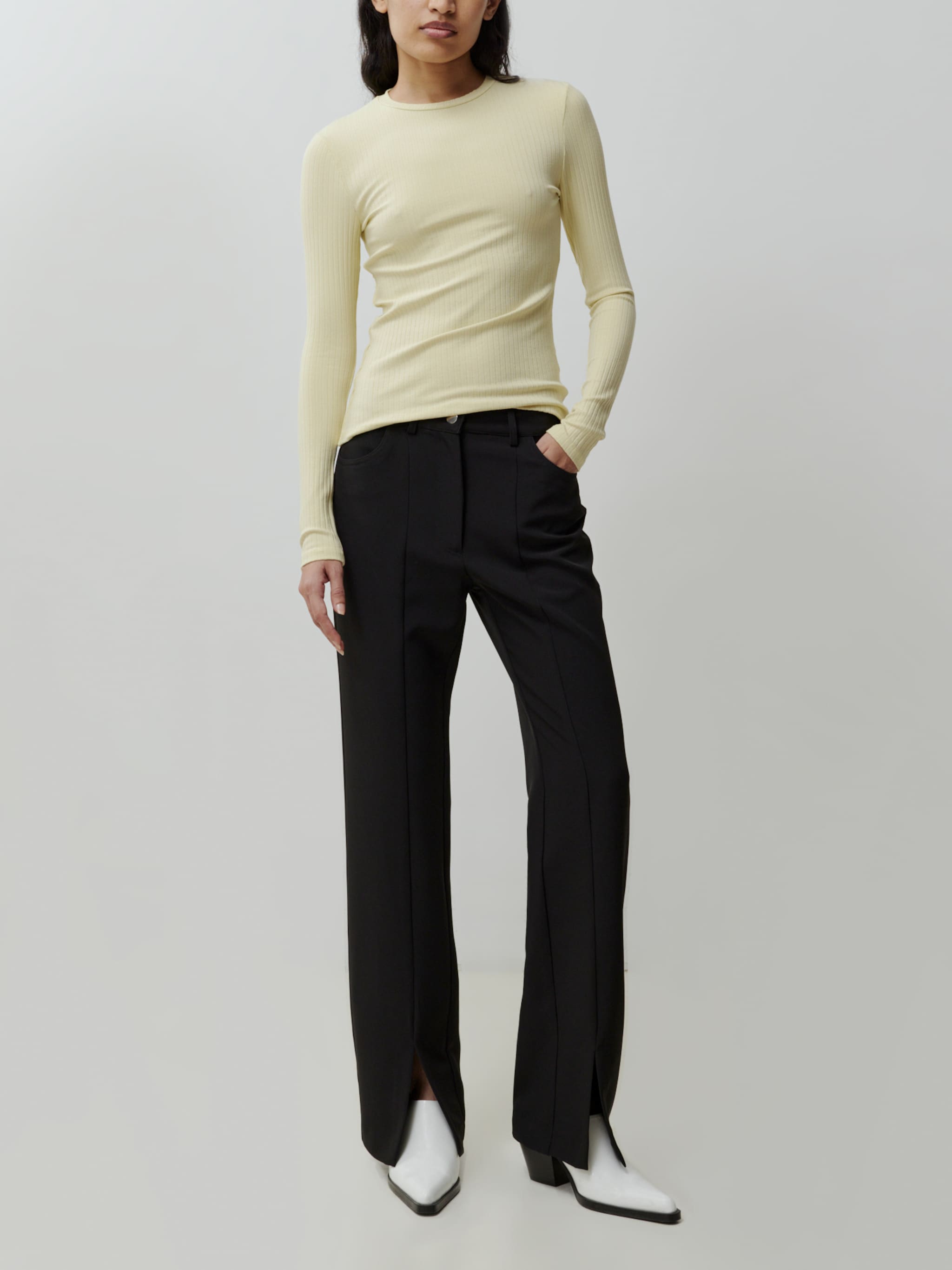 EDITED Producten Shirt 'Ginger' Pasteelgeel