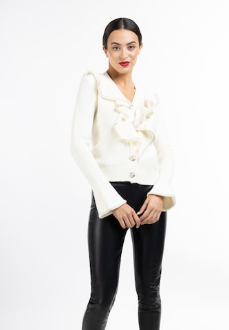 faina Knit cardigan in White: front