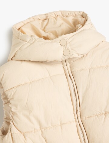 Koton Bodywarmer in Beige