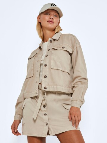 Veste mi-saison 'Ellen' Noisy may en beige