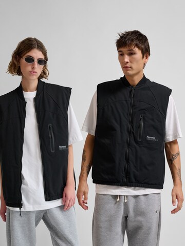 Hummel Sports vest in Black