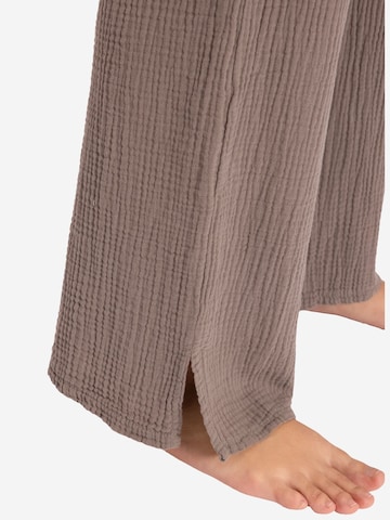 Loosefit Pantaloni di SASSYCLASSY in grigio