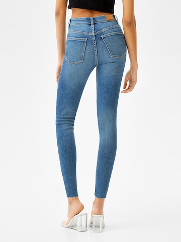 Bershka Skinny Jeansy w kolorze niebieski