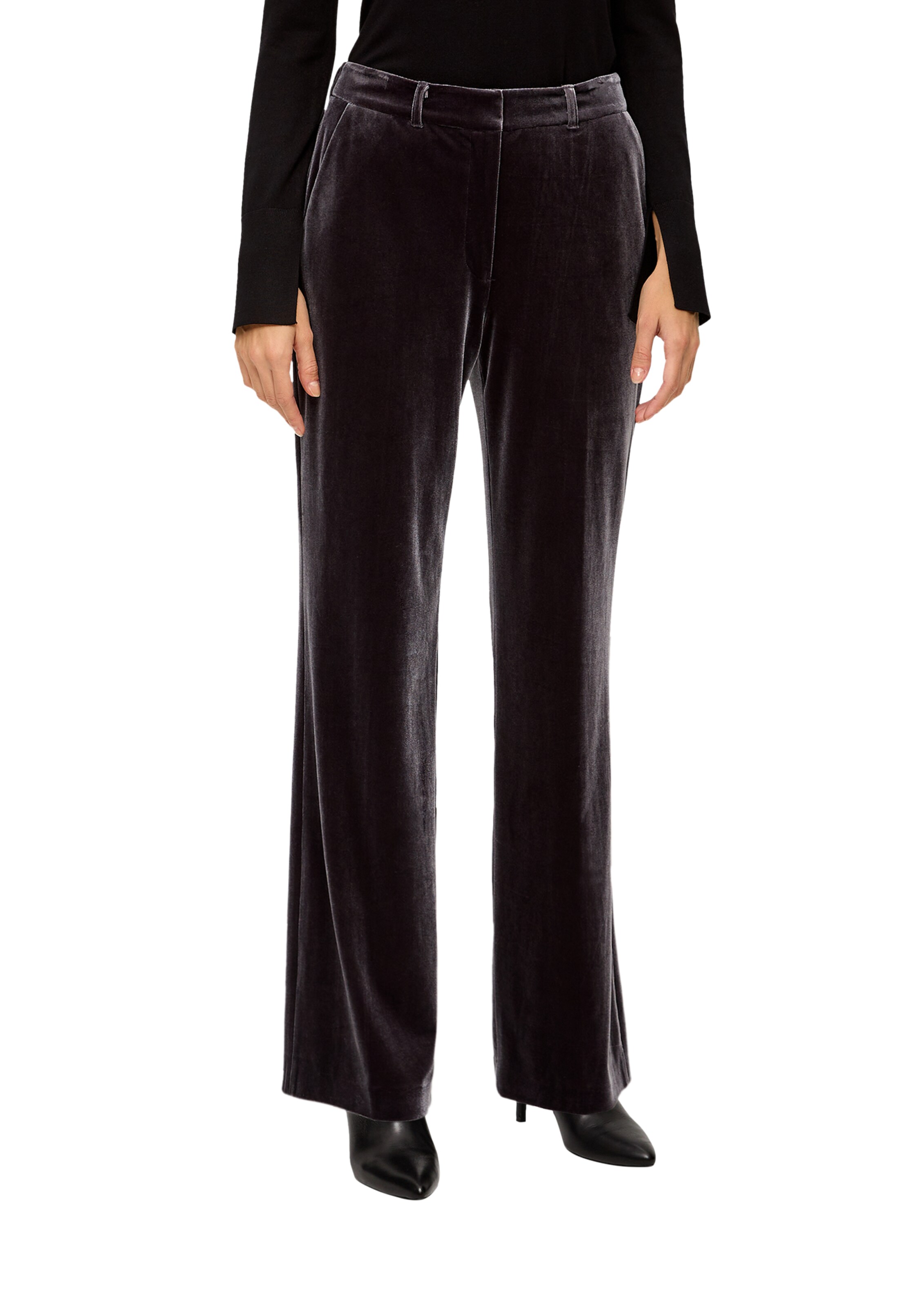 s.Oliver BLACK LABEL Wide Leg Hose in Schwarz: Vorderseite
