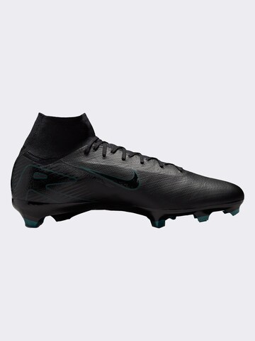 NIKE Fußballschuh in Schwarz