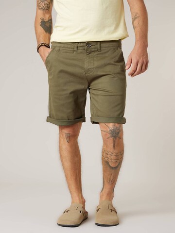Regular Pantalon chino 'Varty' Deeluxe en vert : devant