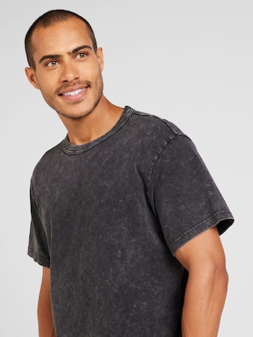 WEEKDAY T-Shirt in Schwarz